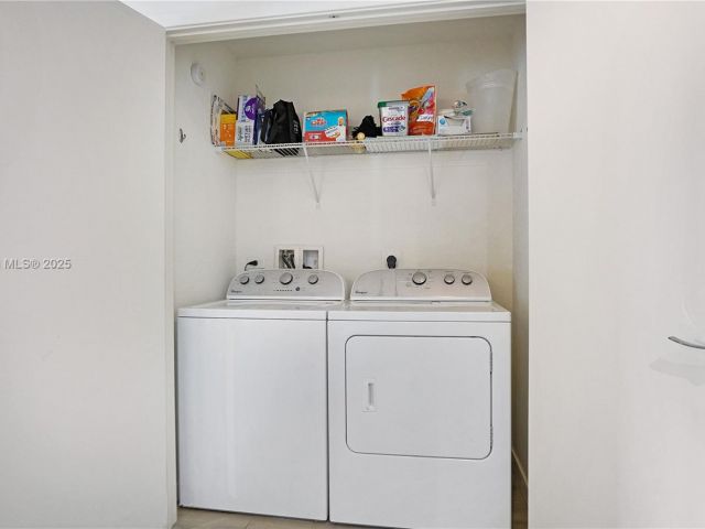 Apartment for sale  Unit #2313 - photo 5974458