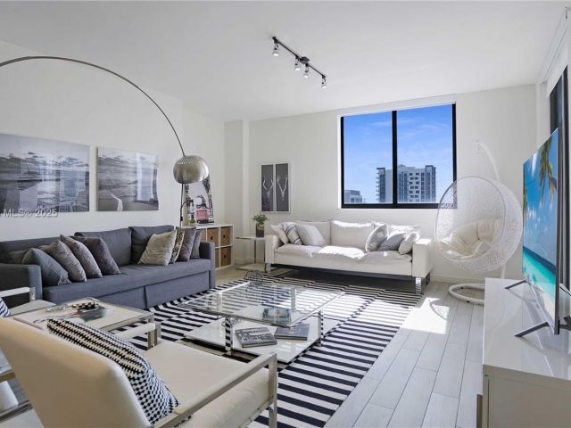 Apartment for sale  Unit #2313 - photo 5974470