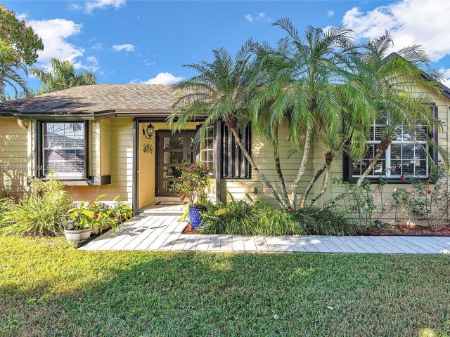 Home for sale at 15031 SW 154th Ter - photo 6243414