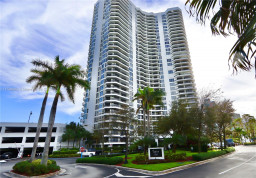 Apartment #2910 at Mystic Pointe 500