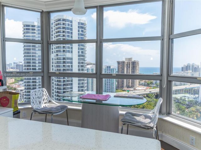 Apartment for sale  Unit #2910 - photo 5973922