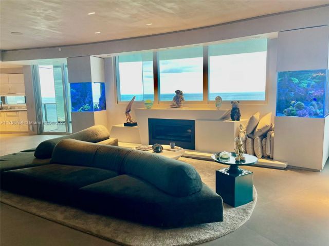 Apartment for sale  Unit #3705 - photo 5927783