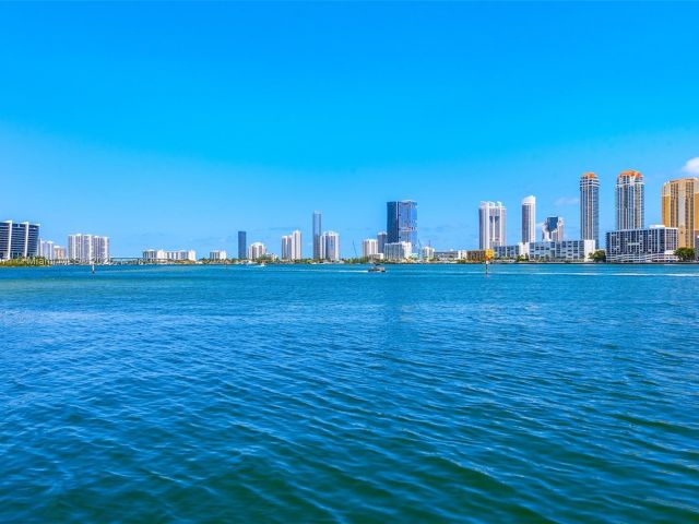 Home for sale at 3927 NE 171st St C - photo 5857485