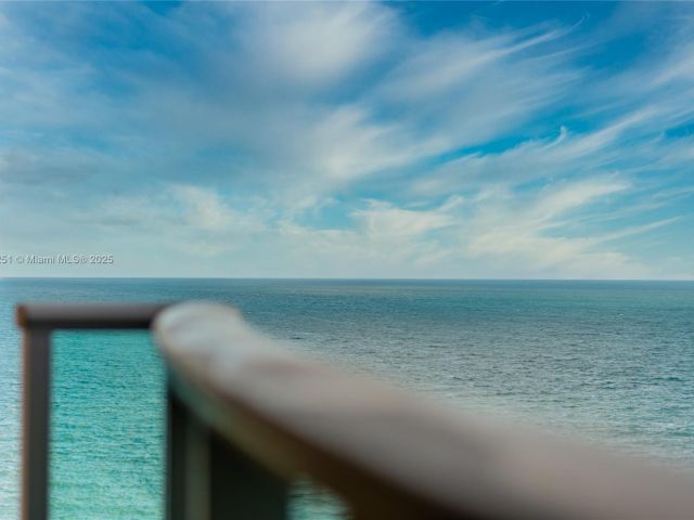 Apartment for sale  Unit #1617 - photo 5920798