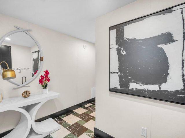 Apartment for sale  Unit #2508 - photo 5915078