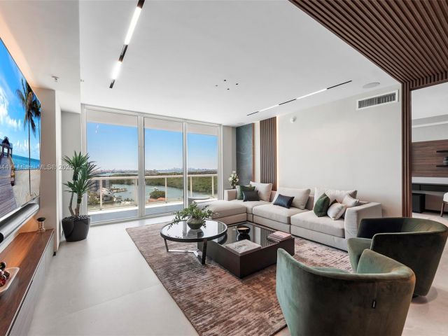 Apartment for sale  Unit # - photo 5873869