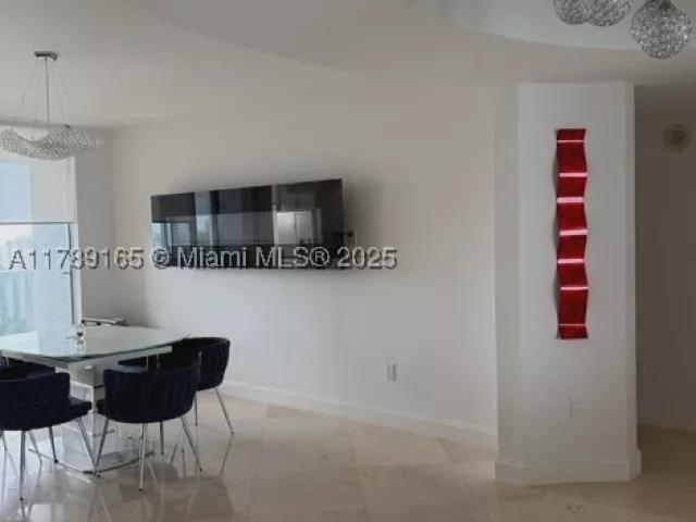2-bedroom condo for rent in Sunny Isles Beach - 18911 Collins Ave 2804 - MondialRealty