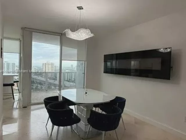 Apartment for rent  Unit #2804 - photo 5898936