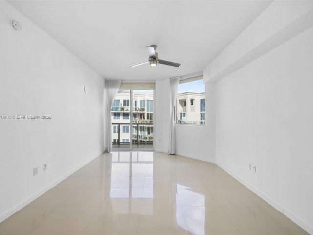 Apartment for sale  Unit #606 - photo 5965646