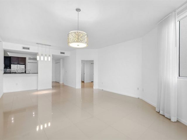 Apartment for sale  Unit #606 - photo 5965651