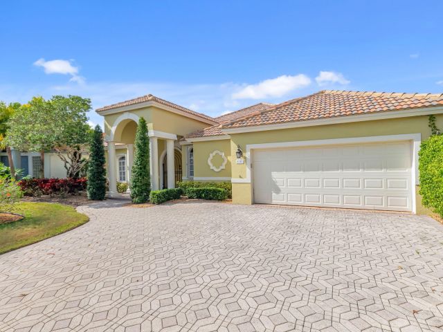 Home for sale at 9152 Long Lake Palm Drive - photo 6394091