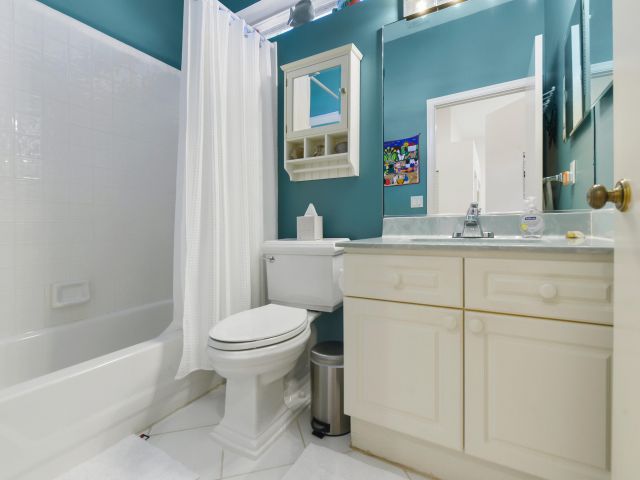 Home for rent at 6606 NW 23rd Terrace - photo 5943024