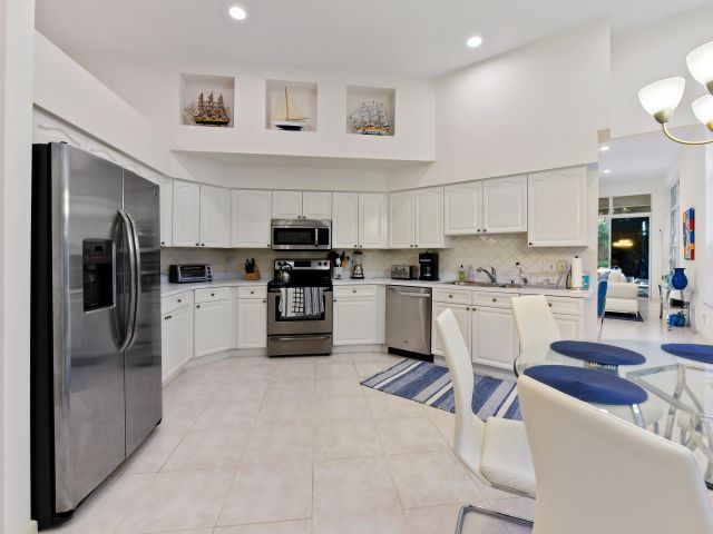 Home for rent at 6606 NW 23rd Terrace - photo 5943031