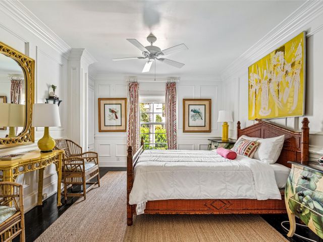 Home for sale at 525 Coral Way - photo 5934853