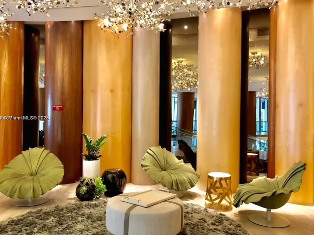 Apartment for sale  Unit #4905 - photo 5900026