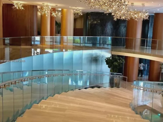 Apartment for sale  Unit #4905 - photo 5900027