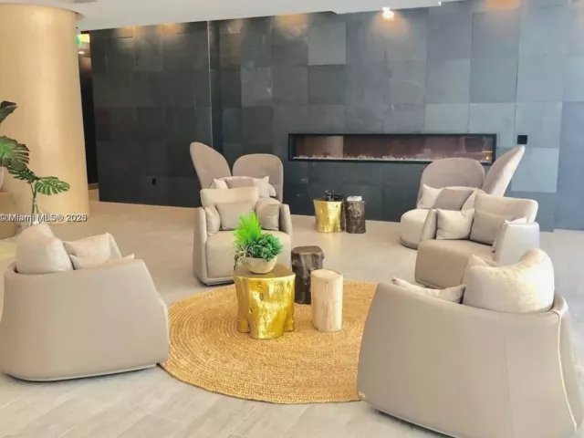 Apartment for sale  Unit #4905 - photo 5900031