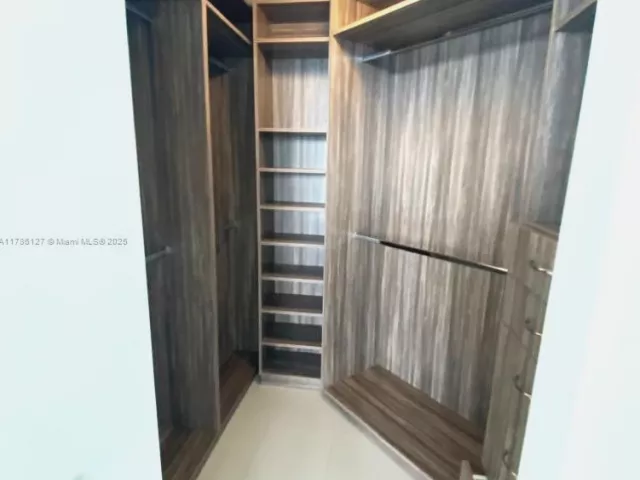 Apartment for sale  Unit #4905 - photo 5900039