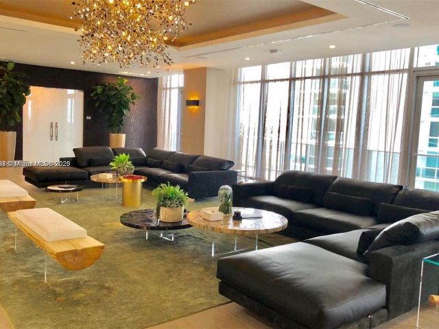 Apartment for sale  Unit #4905 - photo 5900029