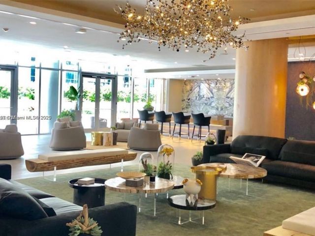 Apartment for sale  Unit #4905 - photo 5900030