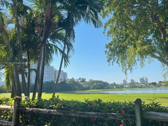 Apartment for sale  Unit #405 - photo 5909101