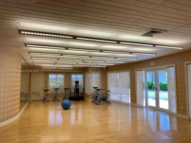 Apartment for sale  Unit #405 - photo 5909104