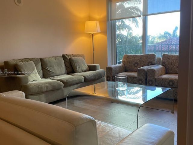 Apartment for sale  Unit #405 - photo 5909115