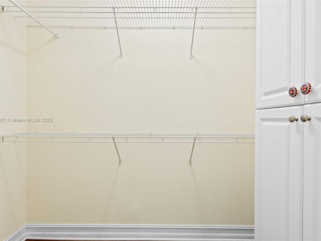 Home for sale at 419 SW 5th St 419 - photo 5891403