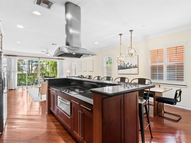 Home for sale at 419 SW 5th St 419 - photo 5891413