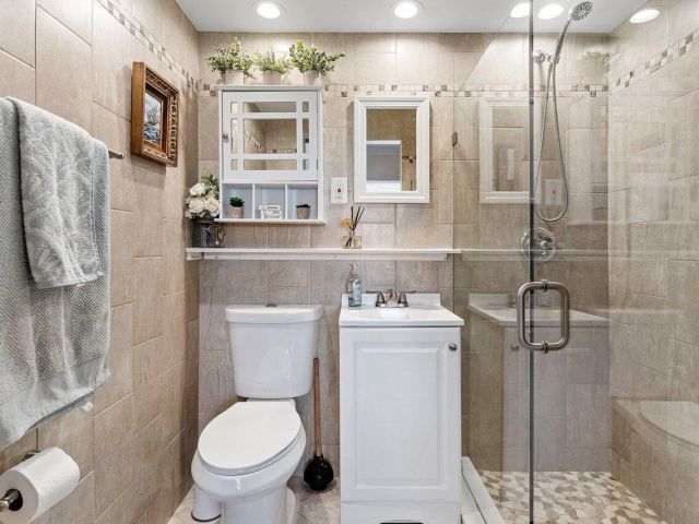 Home for sale at 1650 NE 3rd Avenue - photo 5878971