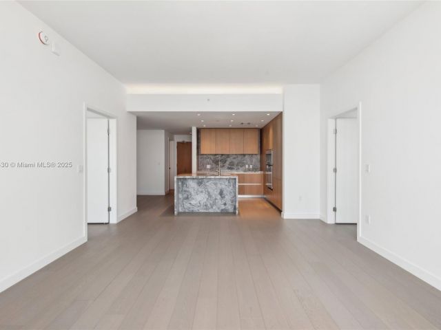 Apartment for sale  Unit #3004 - photo 6031255