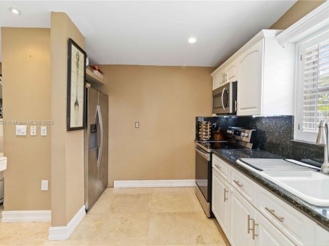 Home for sale at 2543 Marathon Ln - photo 5891628