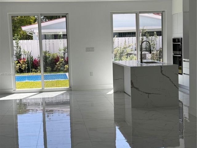 Home for sale at 900 SW 24th Rd - photo 5931024