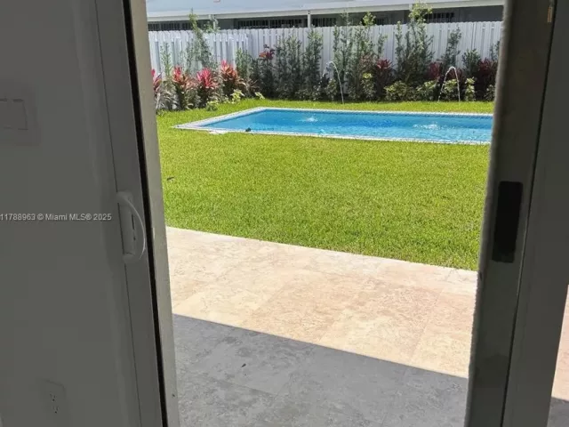 4-bedroom home for sale in Miami - 910 SW 24th Rd - MondialRealty