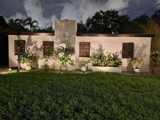 Home for sale at 1717 SW 14th St - photo 5893170