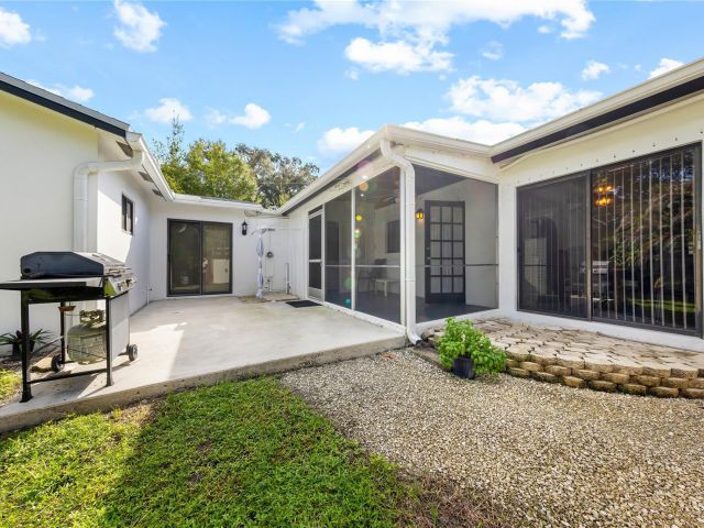 Home for sale at 1717 SW 14th St - photo 5893172