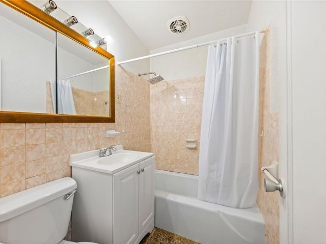 Home for sale at 1717 SW 14th St - photo 5893173