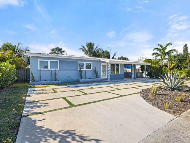 Home for sale at 2917 NW 9th Ave - photo 5995838