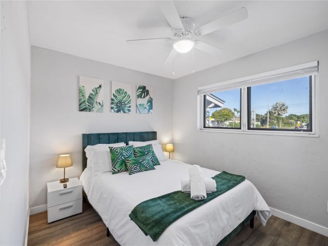 Home for sale at 2917 NW 9th Ave - photo 5995845