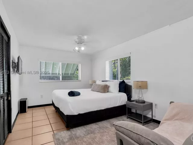 3-bedroom home for rent in Biscayne Park - 660 NE 121st St 660 - MondialRealty