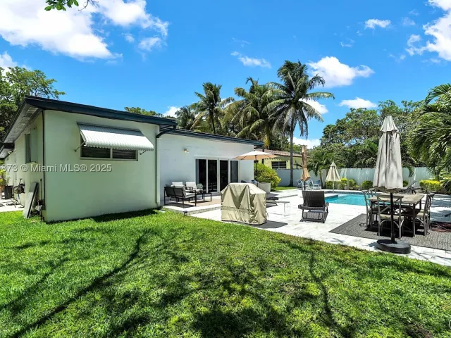3-bedroom home for rent in Biscayne Park - 660 NE 121st St 660 - MondialRealty