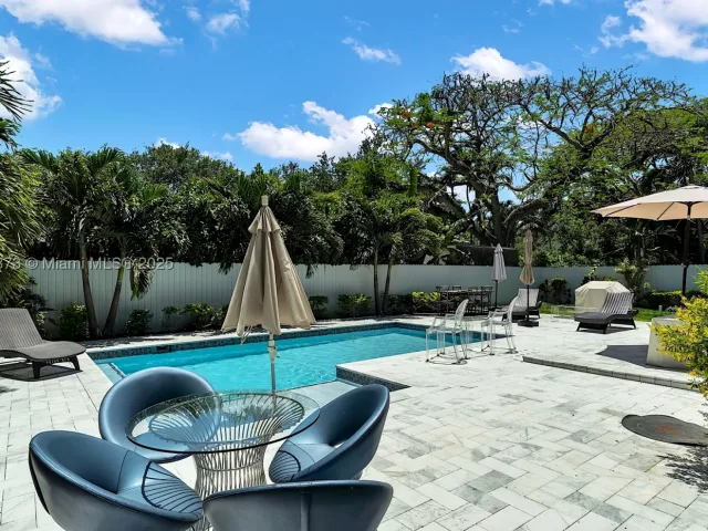 3-bedroom home for rent in Biscayne Park - 660 NE 121st St 660 - MondialRealty