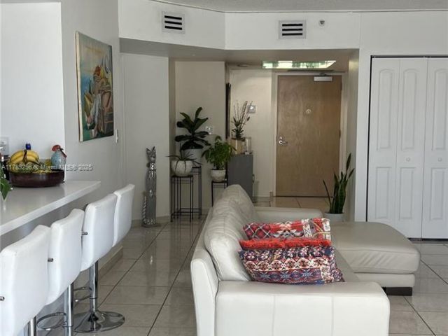 Apartment for sale  Unit #338 - photo 5993690