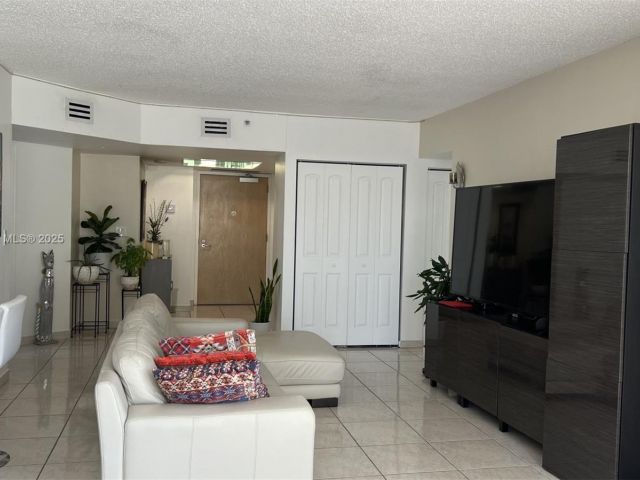 Apartment for sale  Unit #338 - photo 5993692