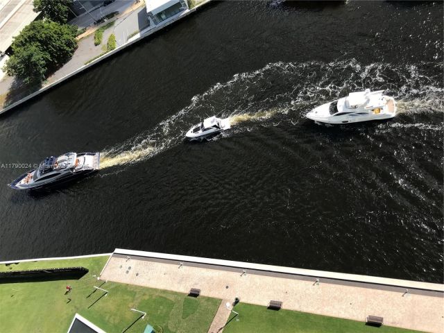 Apartment for rent  Unit #2302 - photo 5997891