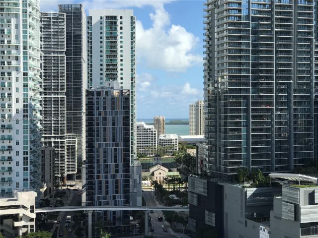 Apartment for rent  Unit #2302 - photo 5997892