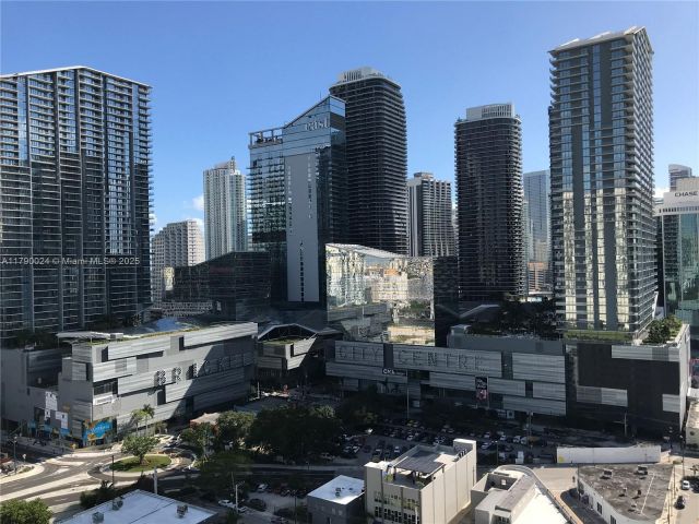 Apartment for rent  Unit #2302 - photo 5997894