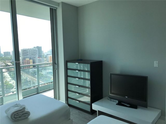 Apartment for rent  Unit #2302 - photo 5997903