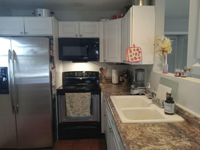 Home for sale at 348 SW 4th Avenue - photo 6392088