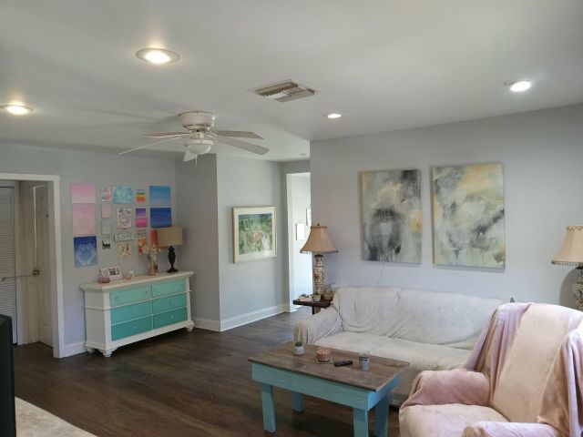 Home for sale at 348 SW 4th Avenue - photo 6392093